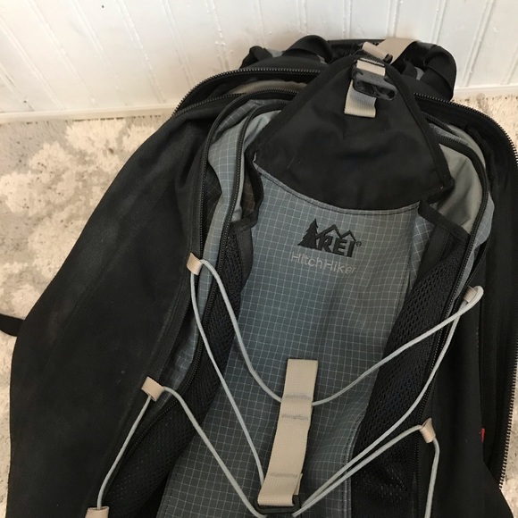 rei hitchhiker backpack